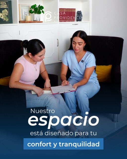🏡 Un lugar donde sanar se siente bien.
En Casa Providencia, cada detalle está pensado para que te sientas cómoda, cuidada y tranquila durante tu recuperación. 🌸
Un espacio cálido, con atención humana y profesional, donde el bienestar se vuelve parte del entorno. ✨